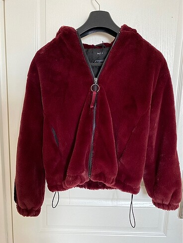 Bershka Peluş