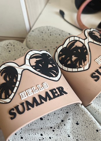 Baskılı Kemerli Kız Terlikleri - Görsel 2