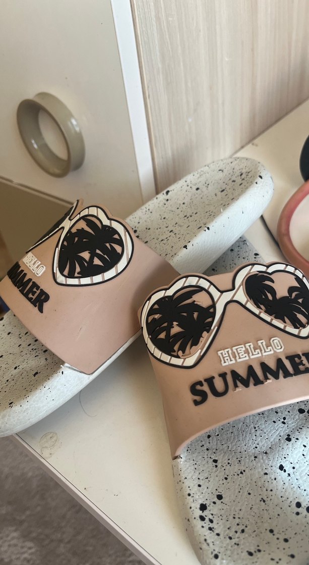 Baskılı Kemerli Kız Terlikleri - Görsel 4