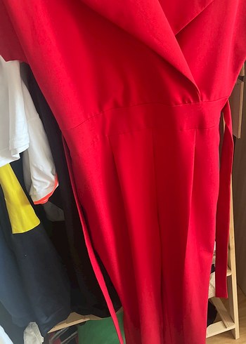 Kırmızı V Yakalı Uzun Kadın Tulum - Görsel 2