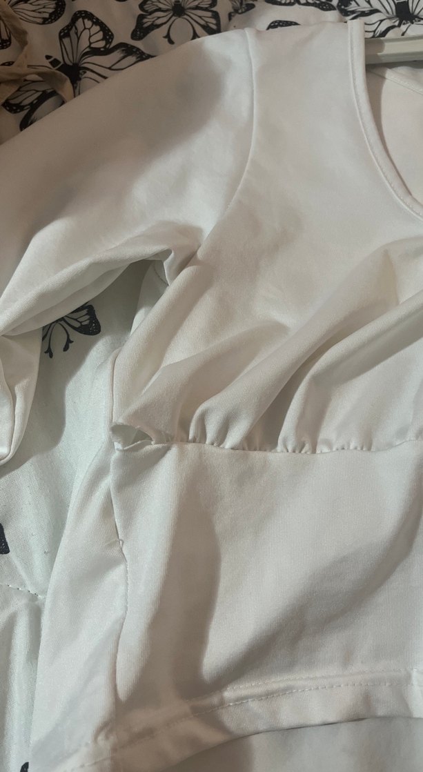 Beyaz göğüs dekolte crop - Görsel 5