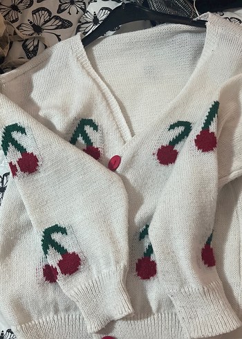 Nakışlı Kiraz Desenli Beyaz Triko Hırka - Görsel 2