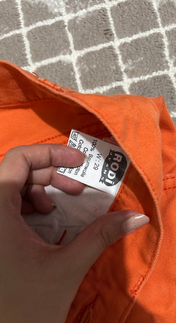 Düğmeli turuncu Kadın Yüksek Bel Mini Şort - Görsel 2