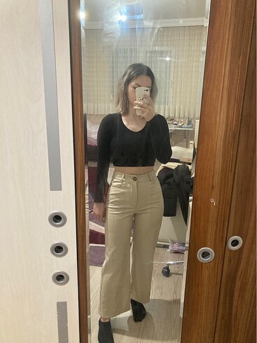xs Beden ten rengi Renk Stradivarius deri pantolon