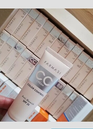 Farmasi Farmasi cc krem