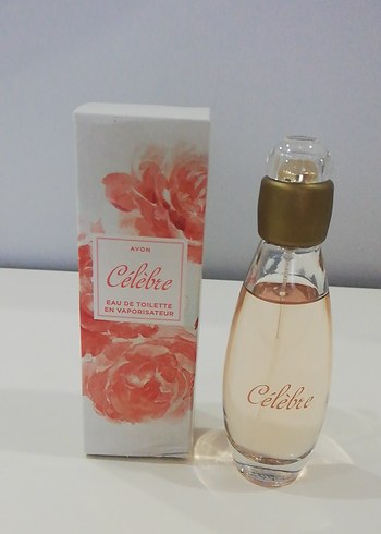 Avon Célebre Kadın Parfümü 50ml