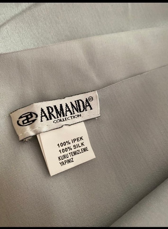 Gri Drapeli Kadın İpek Şal - Görsel 3