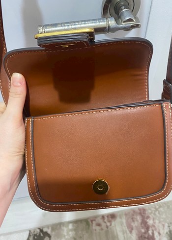 Kahverengi Deri Tokalı Kadın Çanta - Görsel 5