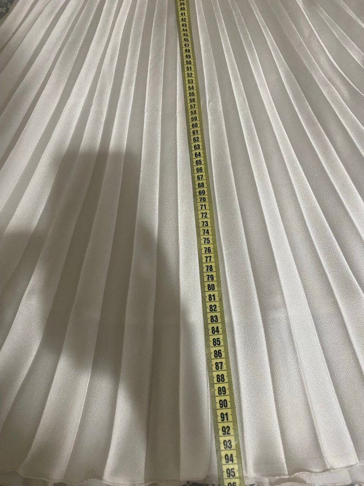 Beyaz Piliseli Uzun Etek - Görsel 4