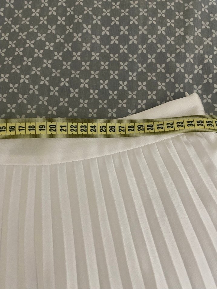 Beyaz Piliseli Uzun Etek - Görsel 5