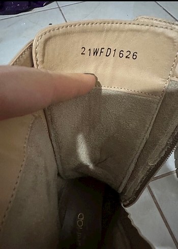 Bej Deri Platform Topuklu Kadın Bot - Görsel 4