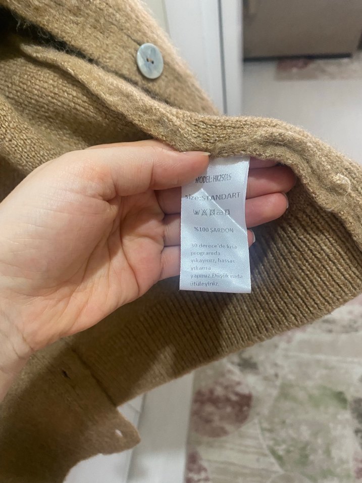 Düğmeli Kahverengi Kadın Hırka - Görsel 4