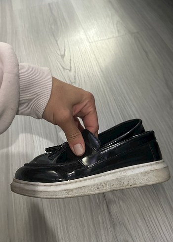 Erkek Çocuk Renkli Siyah Püsküllü Ayakkabı - Görsel 5