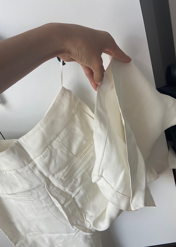 Klasik beyaz pantolon - Görsel 4