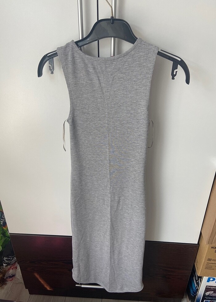 Vücudu saran elbise - Görsel 3