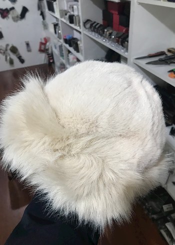 Kadın Beyaz Kürklü Sıcak Şapka - Görsel 5