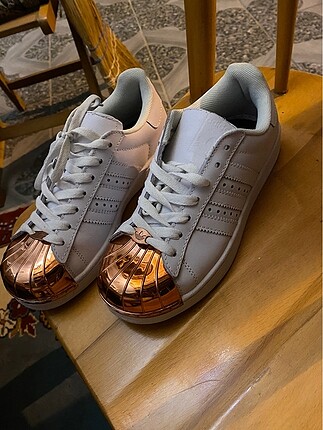 Adidas superstar