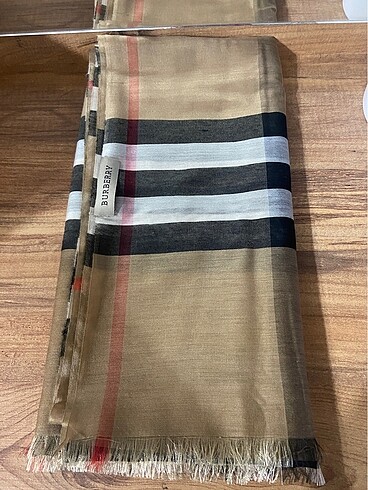 Burberry şal