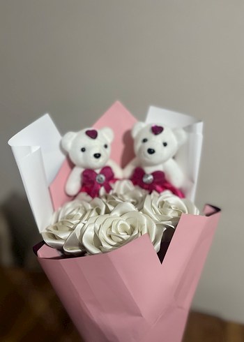 Pembe Ayıcık ve Gül Buketi - Görsel 2