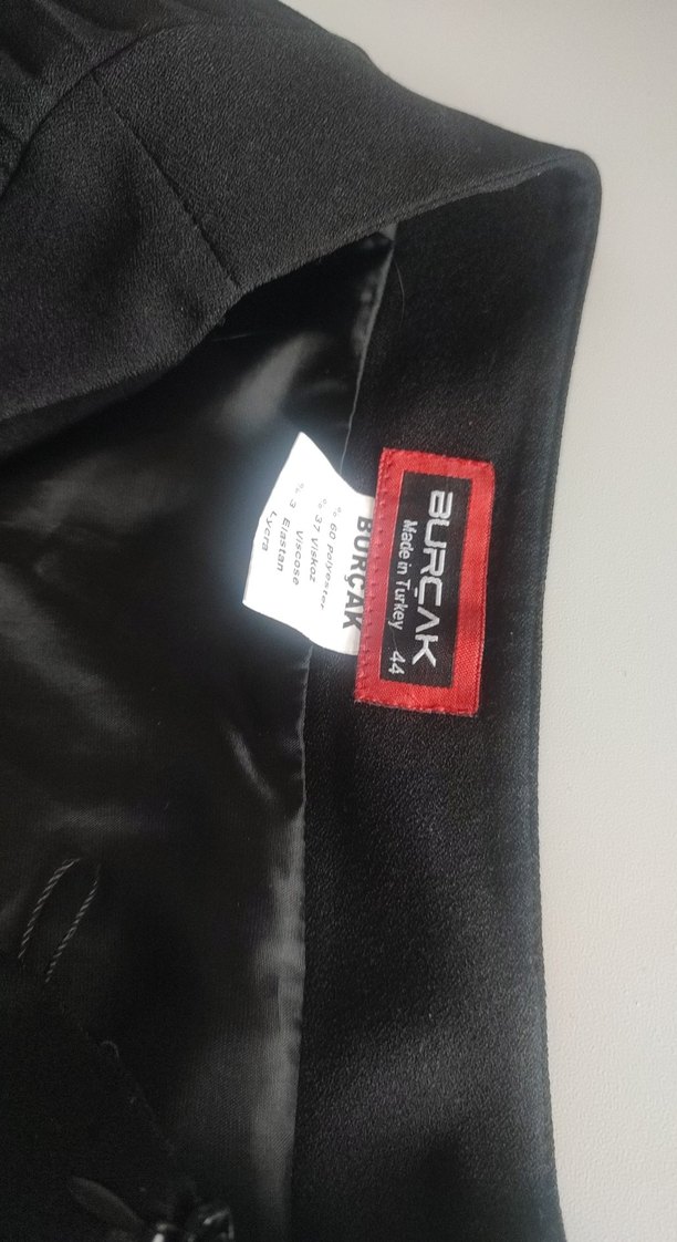 Siyah Pilili Uzun Etek - Görsel 2