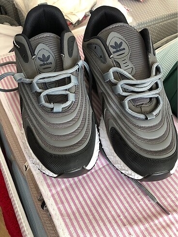 Adidas ayakkabı 43 numara