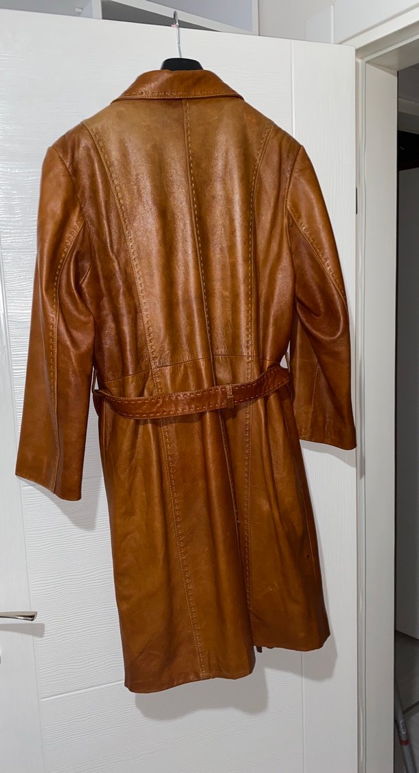 Düğmeli Kahverengi Uzun Deri Kadın Ceketi - Görsel 4