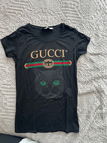 Gucci siyah s beden t-Shirt hiç giyilmedi