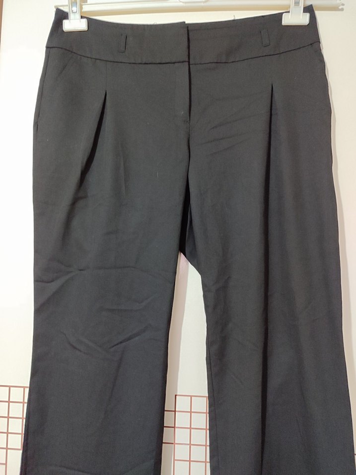 Siyah Piliseli Kumaş Kadın Pantolon - Görsel 2