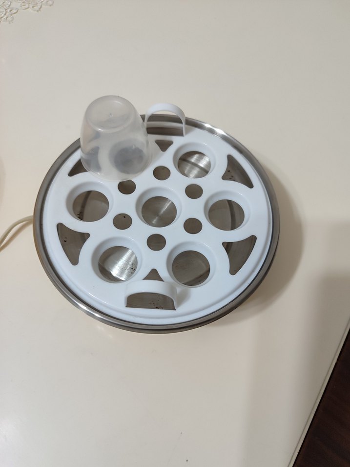 Tavuk Şeklinde Renkli Yumurta pişiricisi - Görsel 2