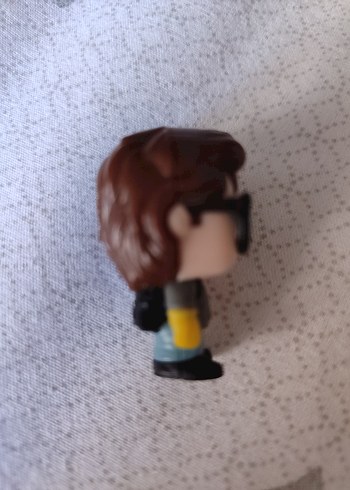 stranger things steve haringten figür ipi vardır - Görsel 2