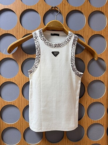 Prada leopar kadın atlet