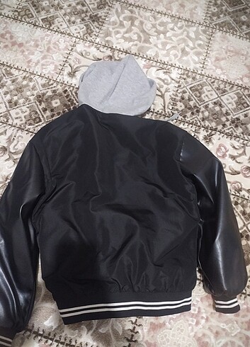 m Beden siyah Renk Butik ürünü Kolej ceket model deri kollu mont