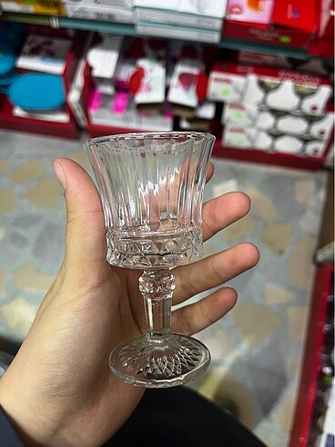 Kahve yanı su bardağı