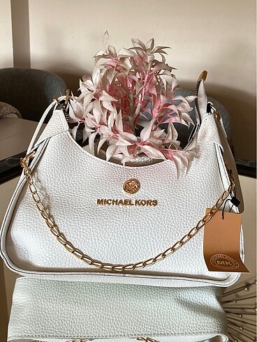 Diğer Micheal Kors çanta misler gibi çok güzel