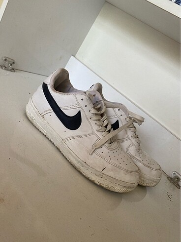 Nike Air ayakkabı