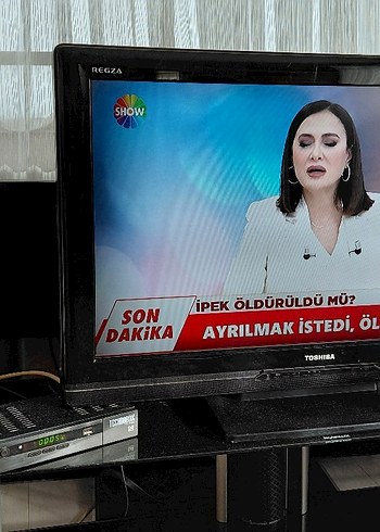 Siyah Samsung tv - Görsel 2