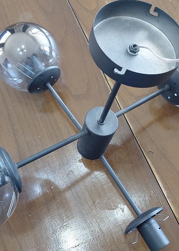 Beden siyah Renk Metal Abajur Aparatı avize