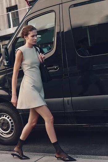 Zara Zara parıltılı elbise