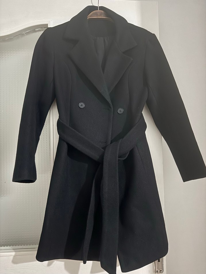 Siyah Kuşaklı Klasik Kaban - Görsel 2