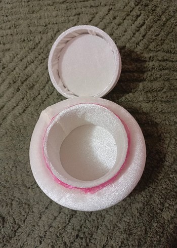 Çiçek Süslemeli Takı Kutusu - Görsel 3