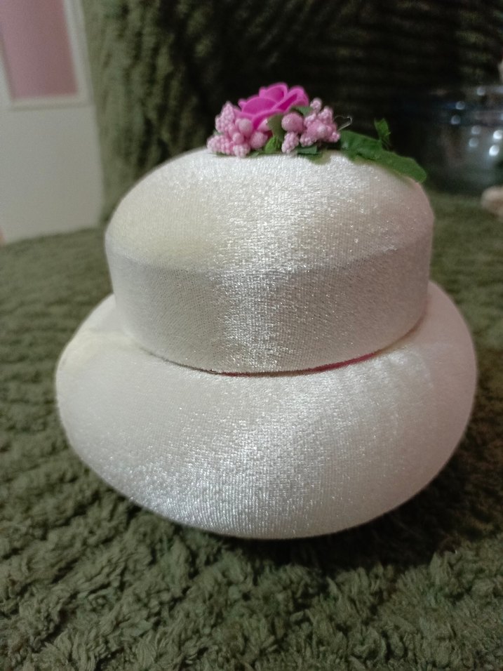 Çiçek Süslemeli Takı Kutusu - Görsel 2