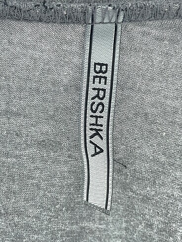 universal Beden gri Renk Diğer T-shirt %70 İndirimli.