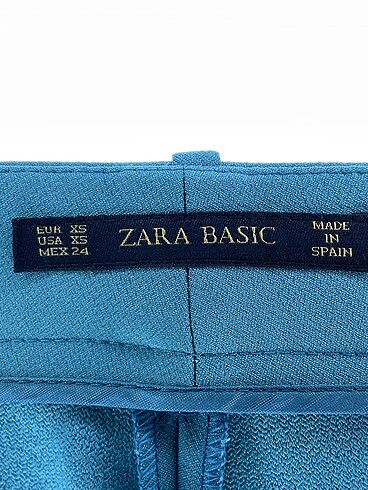 xs Beden çeşitli Renk Zara Kumaş Pantolon %70 İndirimli.
