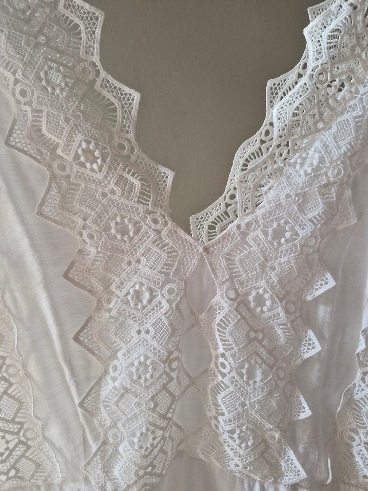 Dantel Detaylı Beyaz Hamile Bluzu - Görsel 2