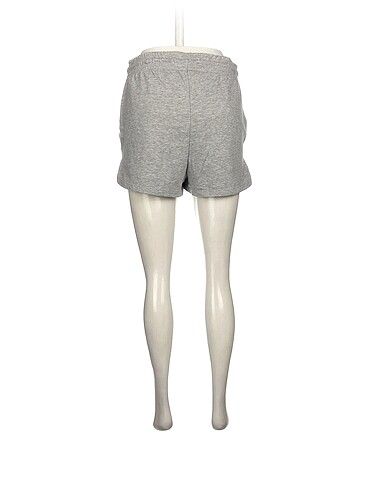 m Beden H&M Mini Şort %70 İndirimli.