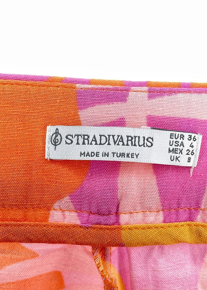 Stradivarius Mini Şort %70 İndirimli. - Görsel 4