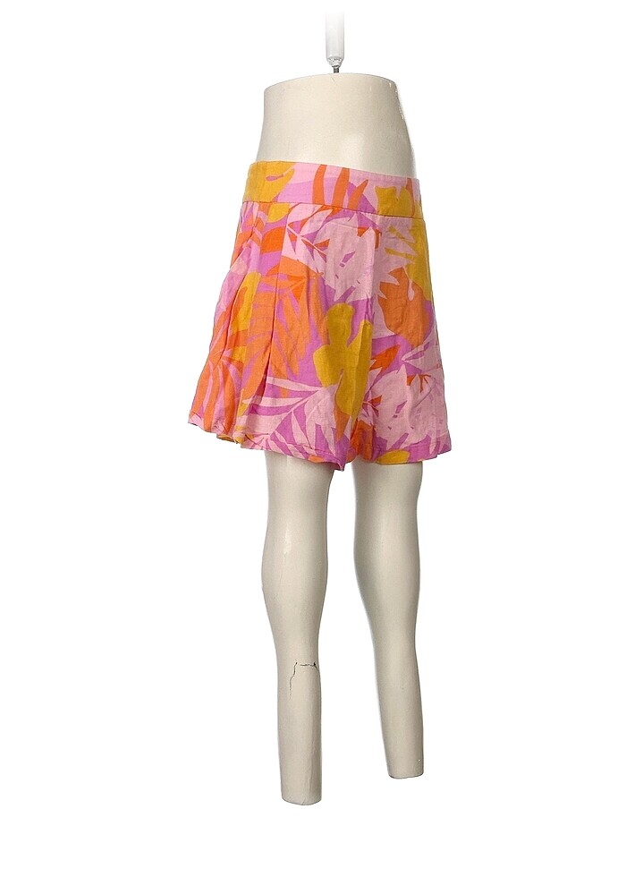 Stradivarius Mini Şort %70 İndirimli. - Görsel 2