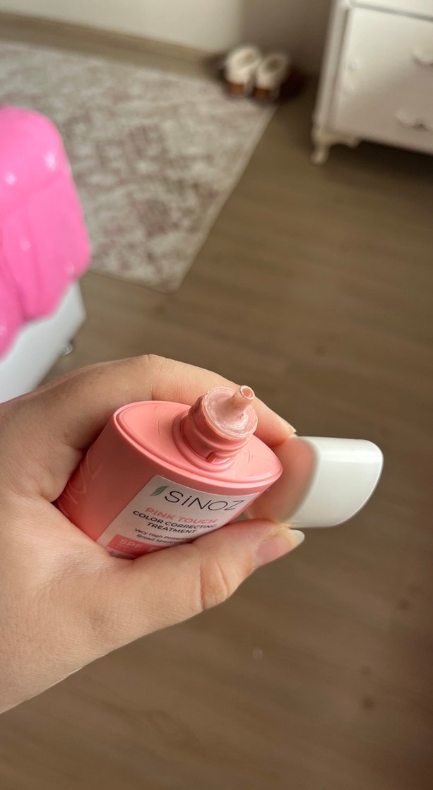 Sinoz Pink Touch Renk Düzeltici Güneş Kremi SPF 50 - Görsel 3