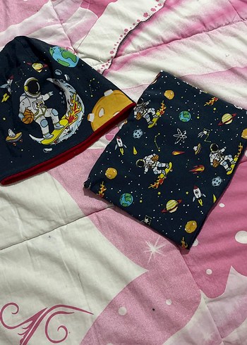 Renkli Uzay Temalı Çocuk Polar Bere ve Boyunluk - Görsel 3