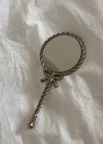 Bej Parlak El Aynası